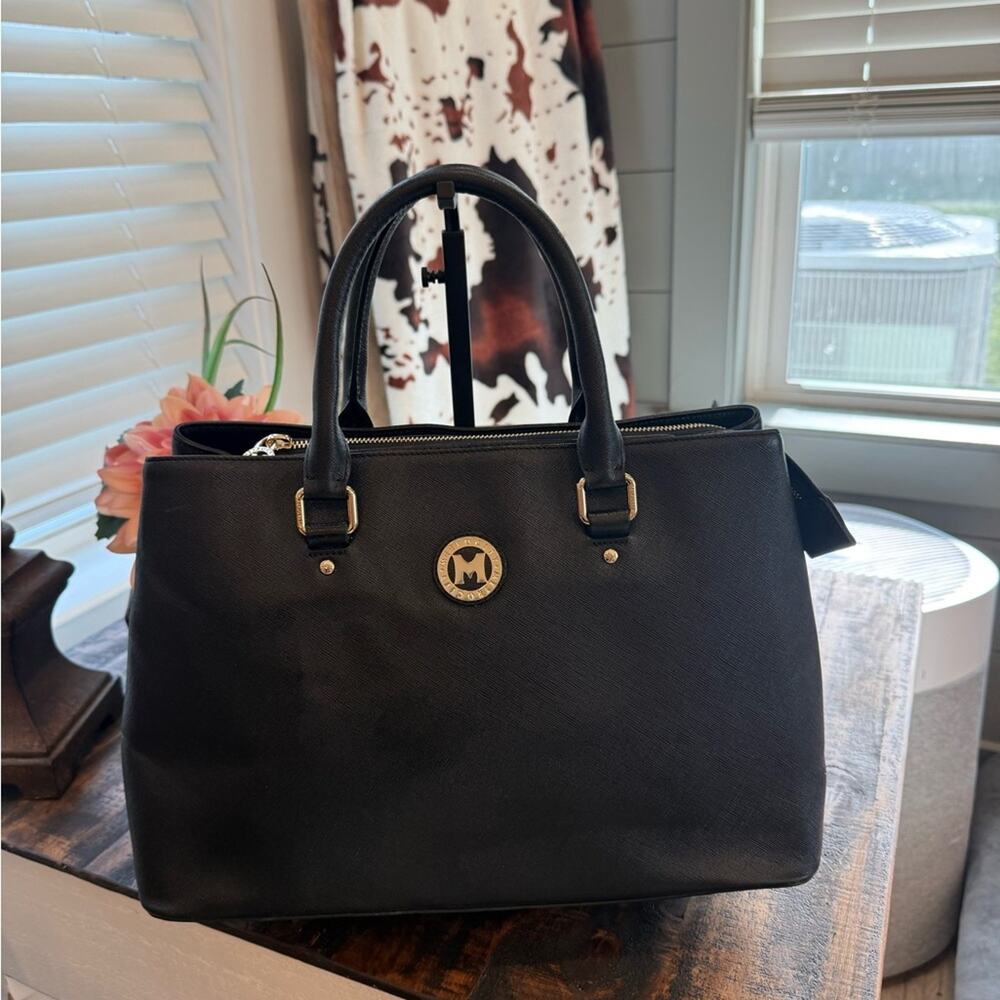 Metrocity Black Leather 2 Way Tote